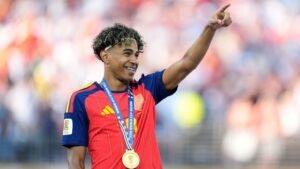 Lamine Yamal Rayakan Gelar Juara Piala Dunia Bersama Sang Kekasih Ines Garcia